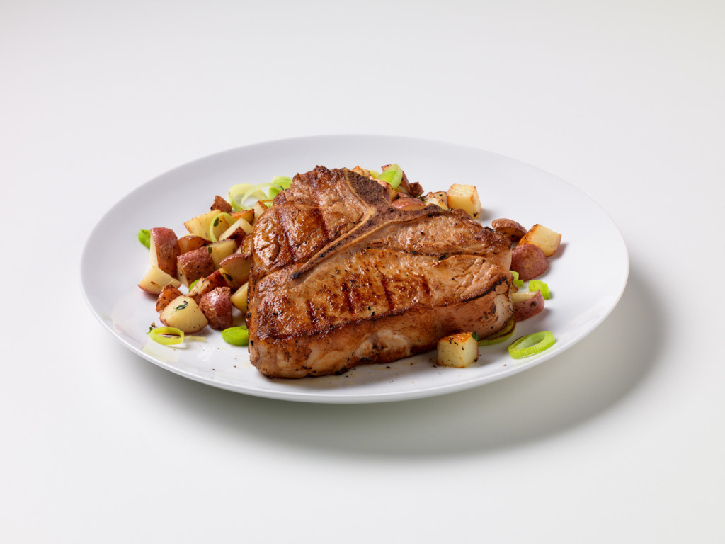 Grilled Veal Chop with Potato Leek Hash (2)