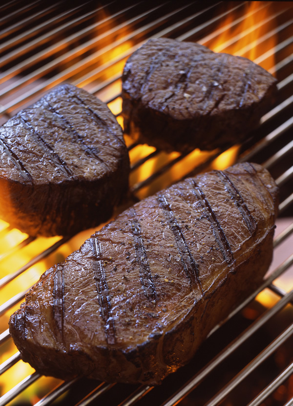 Beef-Filet-and-Strip-Steak-Grill-large-2